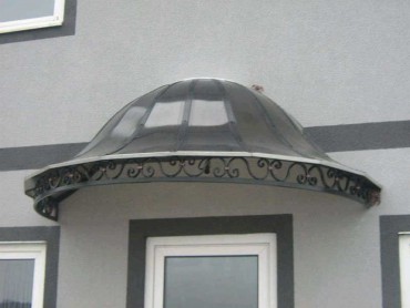 Nadstrešnice od kovanog gvožđa